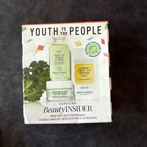 Sephora Birthday Gift Youth to the People Skincare Cleanser Cream Mask moisture